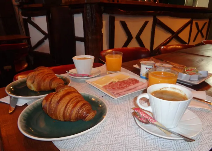 Hotel Les Degres De Notre Dame